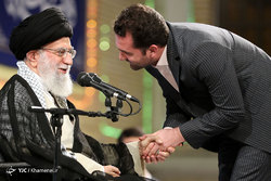 دیدار جمعی از استادان دانشگاه‌ها و اعضای جامعه دانشگاهی کشور با مقام معظم رهبری