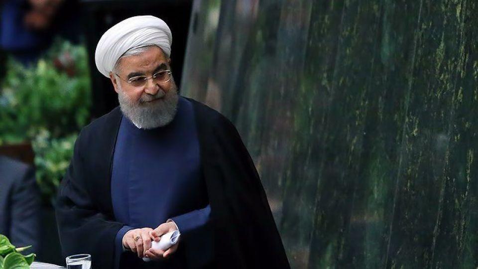 50 نفر از نمایندگان، امضای خود را در مورد طرح سوال از رئیس جمهور پس گرفتند/ تعداد امضاهای طرح از حد نصاب افتاد