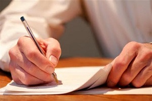 جنبش دانشجویی از مسئولان خیانتکار نمی‌گذرد/ تحریم سردار سلیمانی در کشور چه معنایی دارد؟