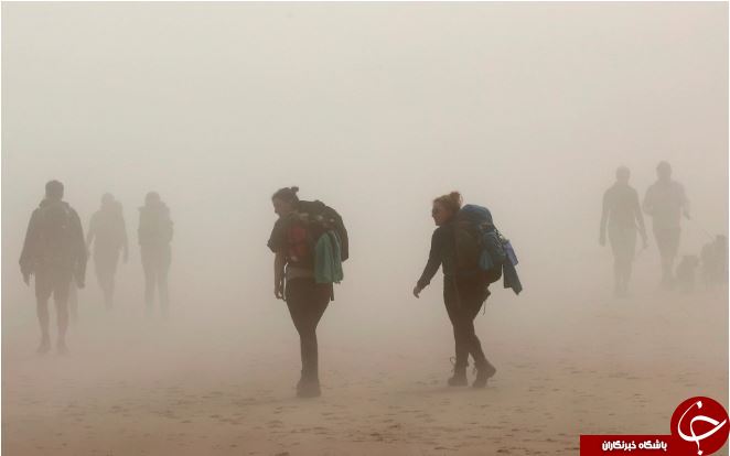 تصاویر روز: از آتش سوزی در جنگل&zwnj;های هند تا فروختن بستنی در میان تظاهرات دانش آموزی بولیوی