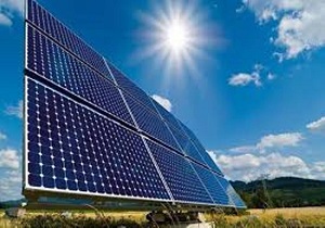 برق تولیدی نیروگاه خورشیدی خلخال وارد مدار توزیع برق کشور می شود