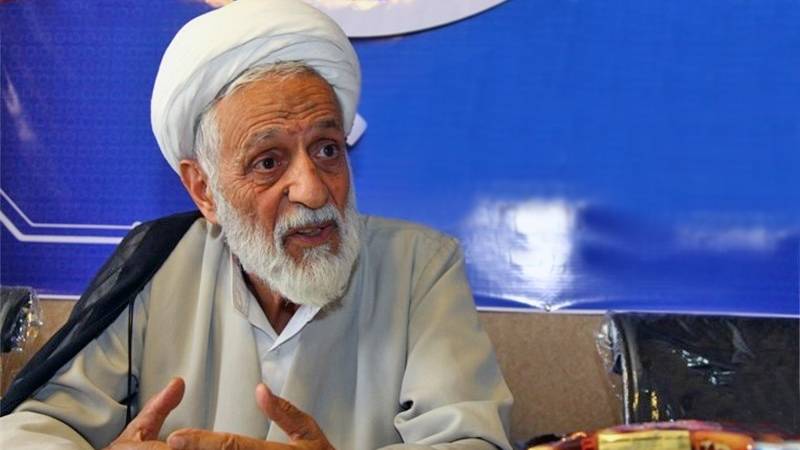 مسئولان باید در قبال استکبار جهانی انقلابی عمل کنند/ اگر انقلابی نباشیم اسلام سیلی می‌خورد