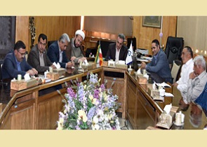 تجلیل از کارمندان ایثارگر در شهرکرد