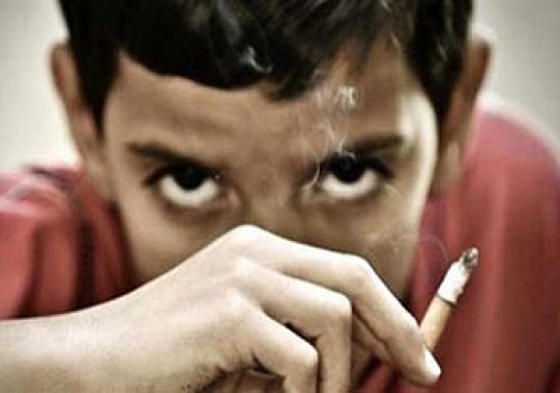 یک لحظه مکث، اعتیاد در کمین است