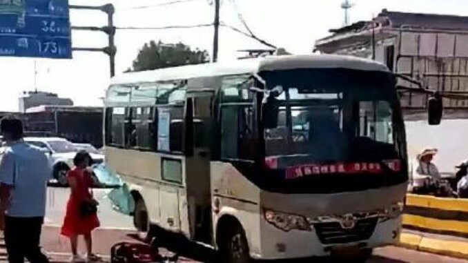 هشت زخمی در حمله فردی با چاقو در چین