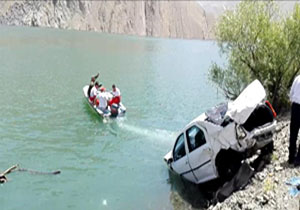۲ کشته و ۵ مصدوم بر اثر سقوط خودرو به رودخانه ونایی بروجرد