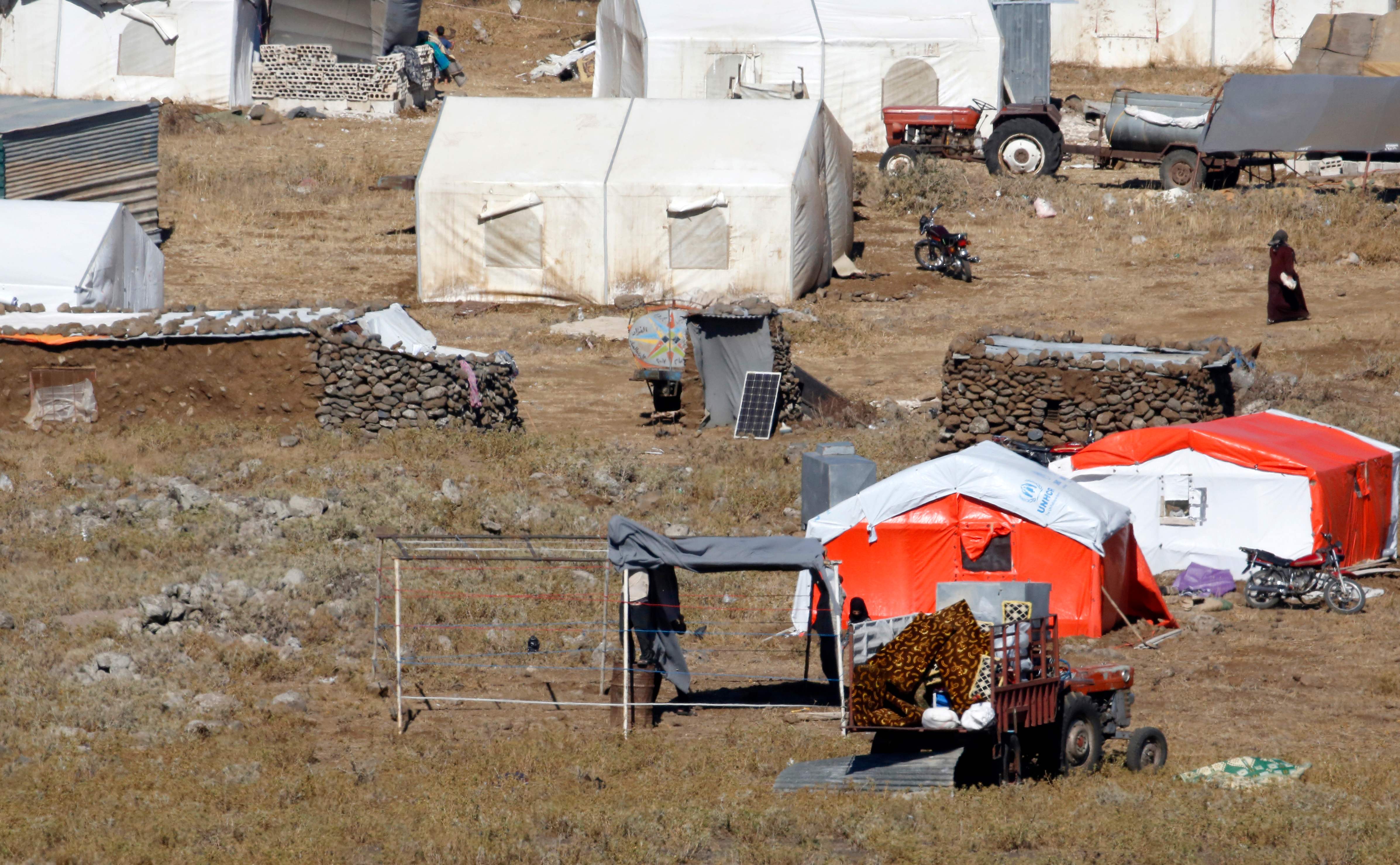 خروج پناهندگان سوری از لبنان و بازگشت به کشورشان+ تصاویر