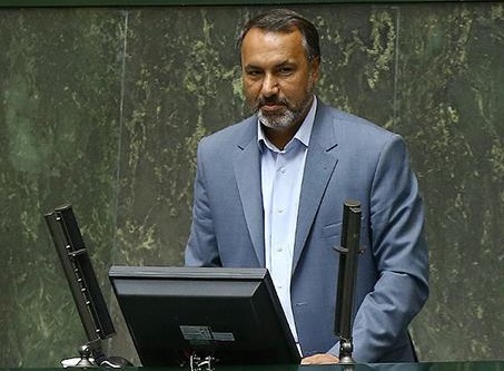 رئیس جمهور در چیدمان تیم اقتصادی دولت تجدیدنظر کند