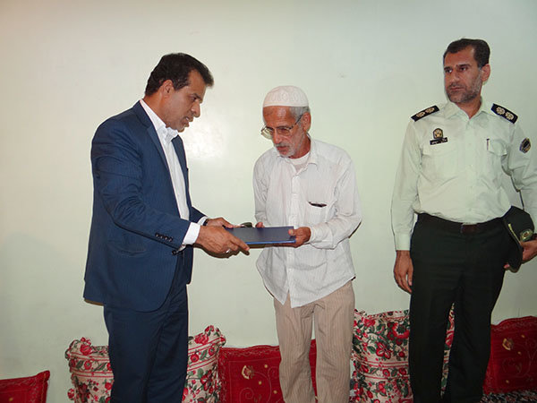 از خانواده شهید عبدالطیف ابراهیمی تجلیل به عمل آمد