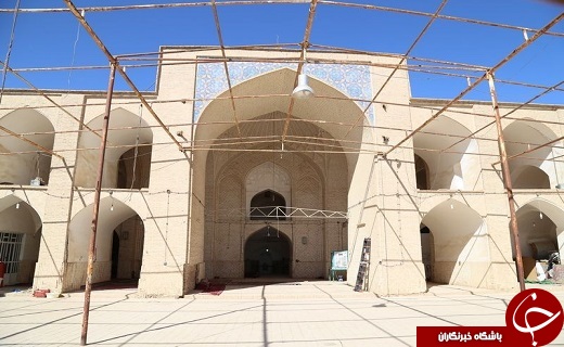 مرمت و بازسازی سر درب مسجد جامع بافق + تصاویر