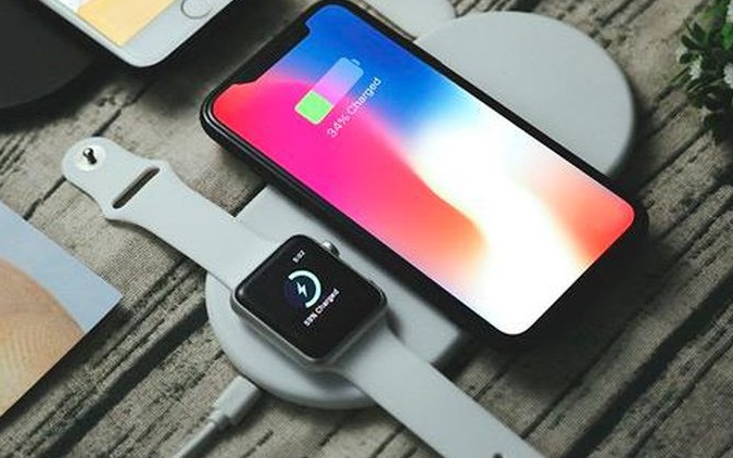 عرضه اپل&zwnj;واچ جدید با اندازه بزرگ&zwnj;تر؛ آیفون های 2018 اوایل مهر به بازار می&zwnj;آید