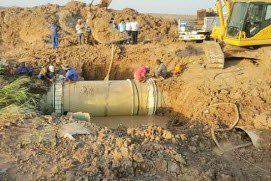تلاش شبانه&lrm;روزی متخصصان سازندگی سپاه برای آبرسانی بهتر به خرمشهر و آبادان