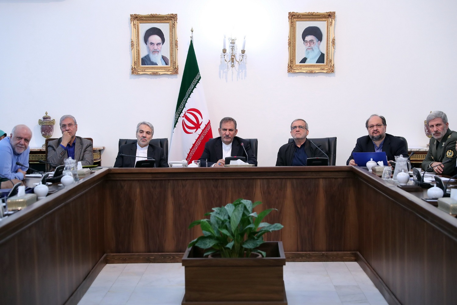 ایران در برابر تحریم‌های آمریکا دست بسته نخواهد بود