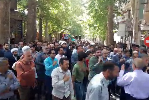 تشییع پیکر جانباز شهید نیکویی درمحلات + عکس تشییع پیکر جانباز شهید نیکویی درمحلات + عکس