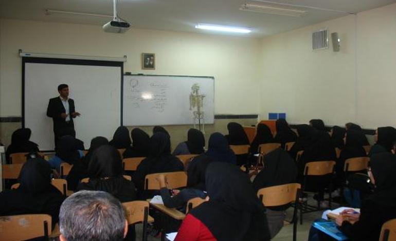 سقف سنی برای جذب در هیئت علمی دانشگاه&zwnj;ها کاهش یافت