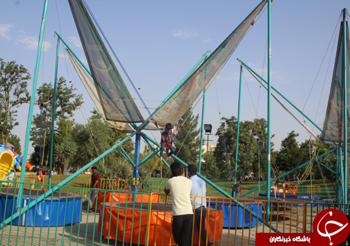 حضور گردشگران در کنار دریاچه کیو خرم آباد به روایت تصویر
