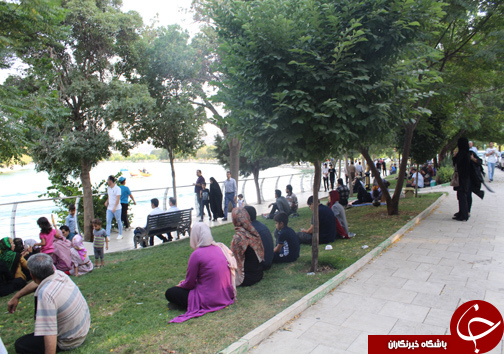 حضور گردشگران در کنار دریاچه کیو خرم آباد به روایت تصویر