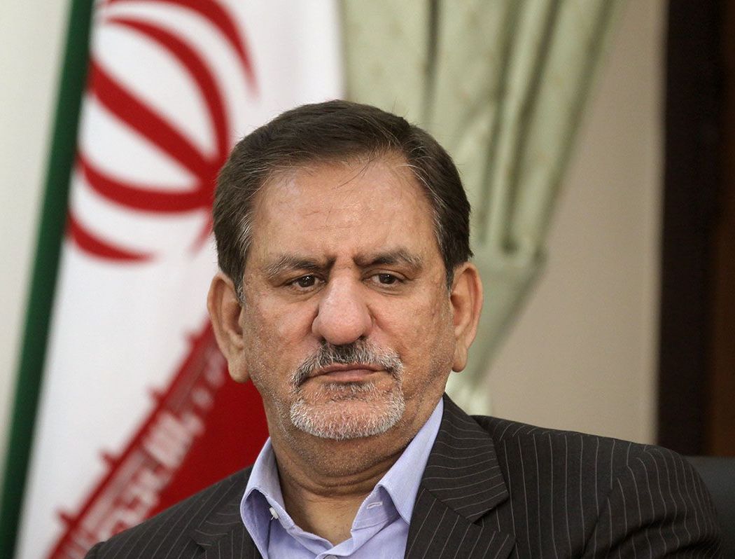 کسانی که از ارز رسمی بجای واردات کالا&zwnj;های مورد نیاز مردم سوء استفاده کردند خیانتکارند