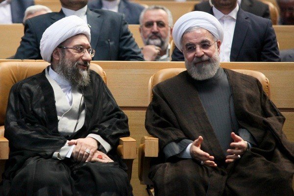 نامه نمایندگان به روحانی و آملی لاریجانی برای بهبود شرایط اقتصادی