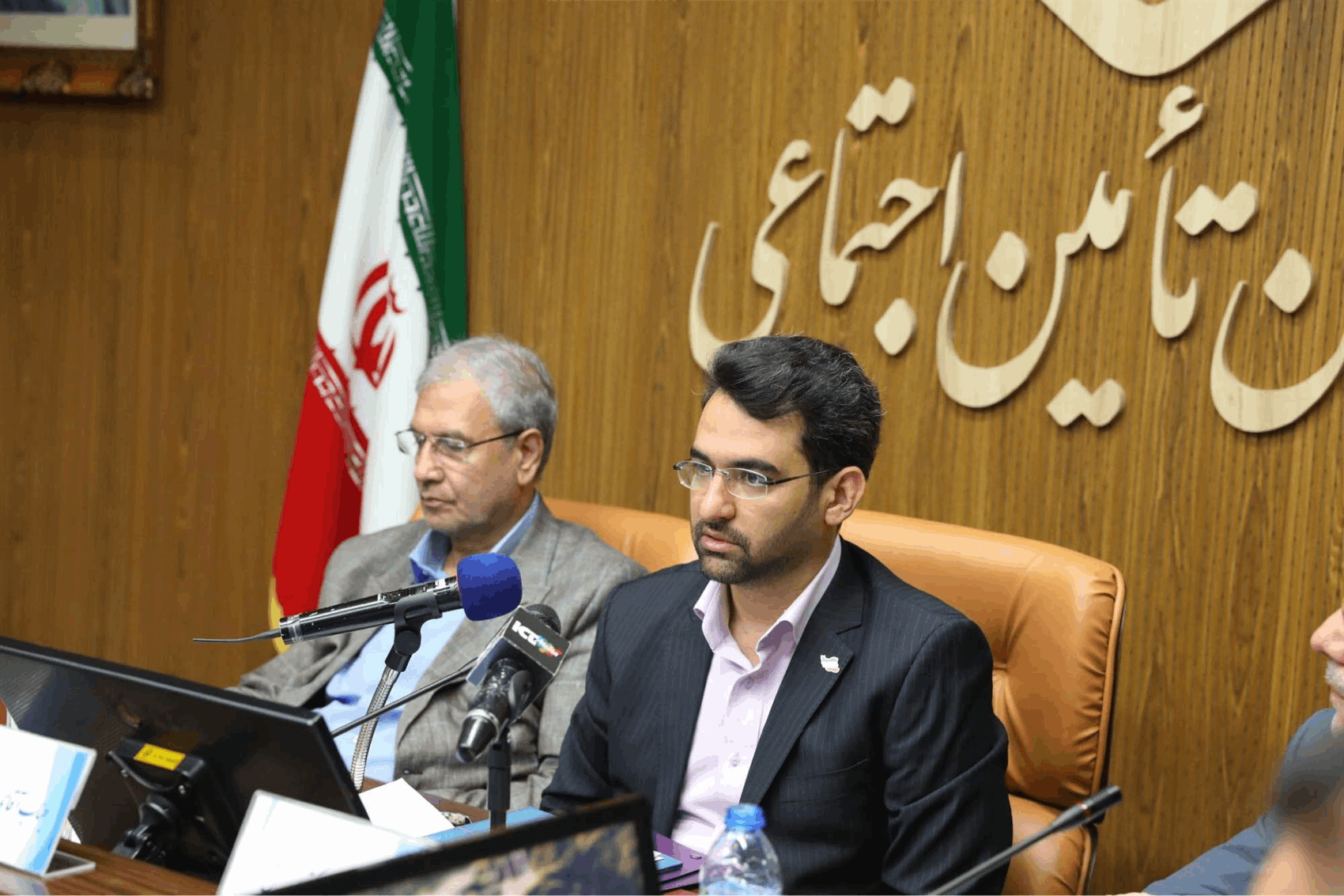 دولت الکترونیک سیاست راهبردی کاهش مراجعات حضوری به دستگاه هاست / سازمان تامین اجتماعی از وزیر ارتباطات نمره قبولی گرفت