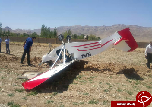 سقوط هواپیمای آموزشی در زرقان