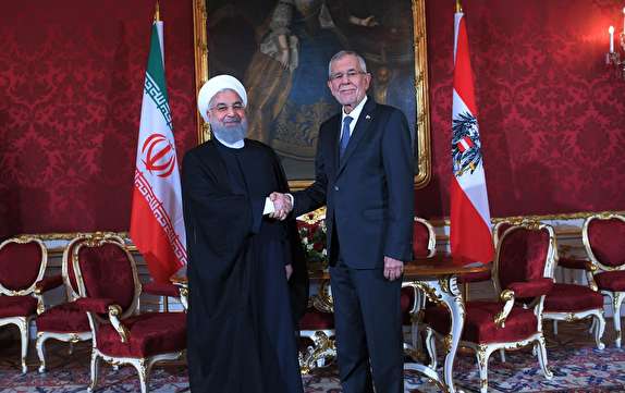اگر بقیه امضاکنندگان برجام, منافع ایران را تضمین کنند, ایران برجام بدون آمریکا را ادامه خواهد داد