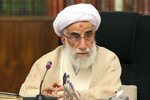 حمایت آمریکا از کشتار مردم یمن، نماد حقوق بشر شیطان بزرگ است