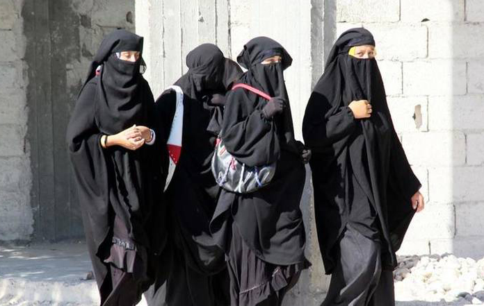 در این دانشگاه به جای پزشک شدن تروریست می&zwnj;شوید/ دختران پولداری که داعشی شدند!