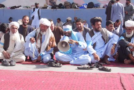 کاروان مردمی صلح به مناطق تحت نفوذ طالبان می روند
