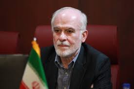 قدرت برخورد بانک مرکزی با بانک های متخلف باید قوی تر و سریعتر باشد