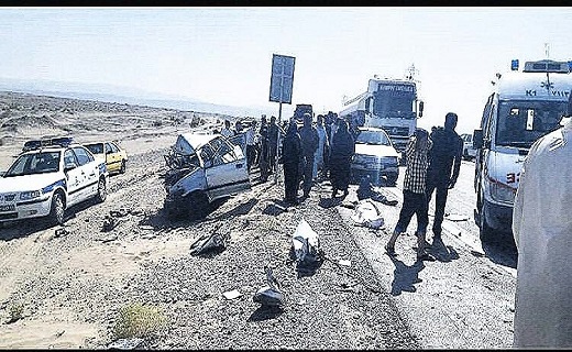 تصادف خونین در محور زابل به زاهدان/۲ کشته و ۷ نفر مجروح شدند+ عکس