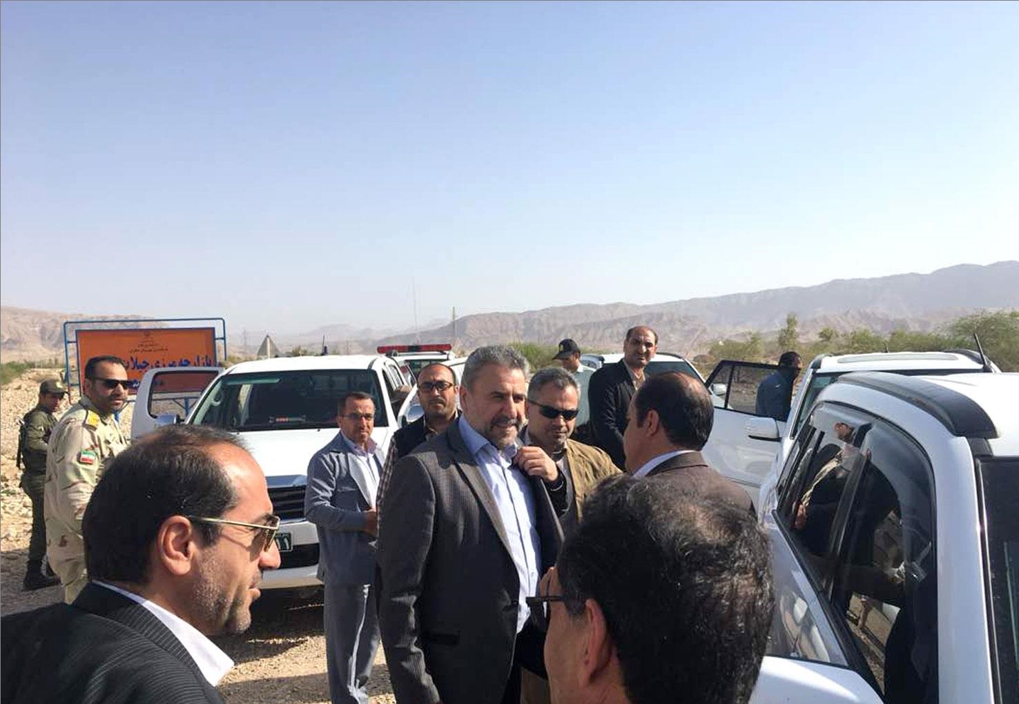 رئیس کمیسیون امنیت ملى مجلس از پایانه مرزى مهران&lrm; بازدید کرد