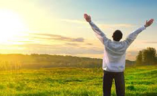 چگونه در ۱۳ قدم به خوشبختی و شادی واقعی در زندگی برسیم؟