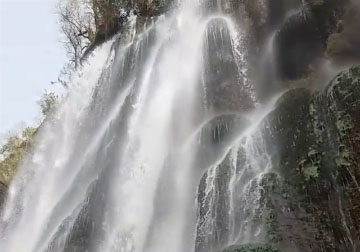نمایی از آبشار زیبای شوی در دزفول + فیلم
