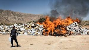 انتقاد از آتش زدن کالاهای قاچاق