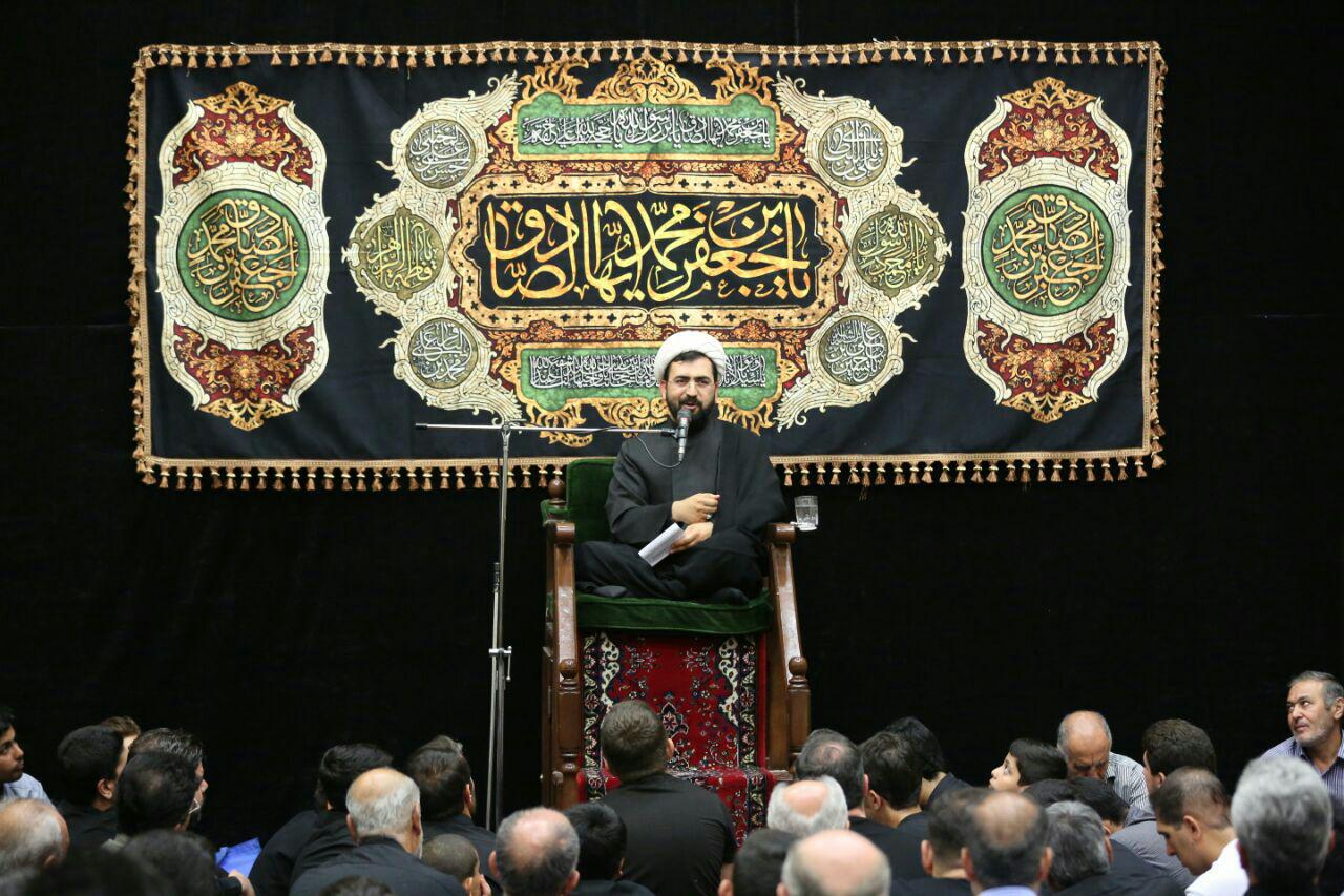 گزارش تصویری از مراسم عزاداری امام صادق (ع)