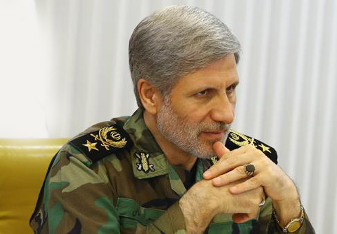 دشمن به راهبرد فشار از بیرون و فروپاشی از درون علیه ایران روی آورده است