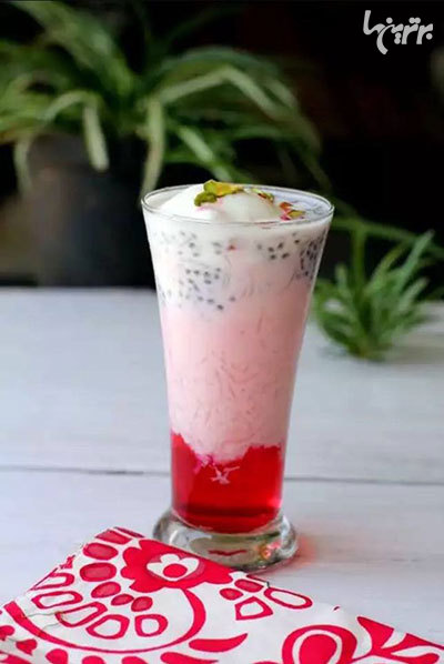طرز تهیه دو نوع دسر ژله&zwnj;ای