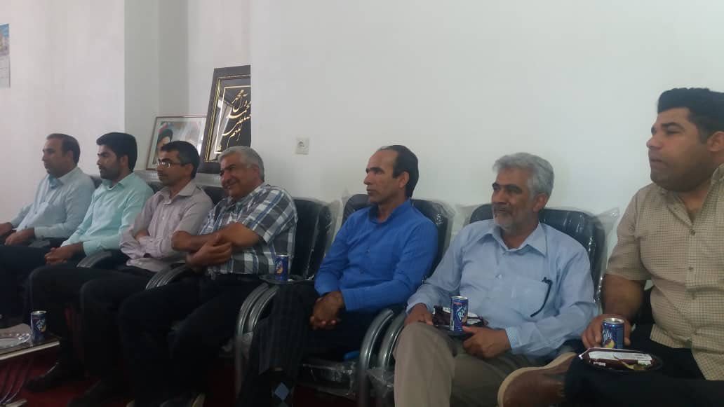 سردخانه داران عنبرآباد كارتن مورد نياز خود را از فروشگاه های كشاورزی تامين كنند