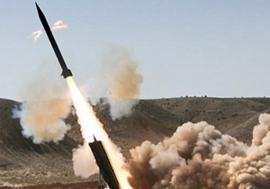 منطقه عملیاتی مزدوران سعودی در جیزان با موشک زلزال هدف قرار گرفت