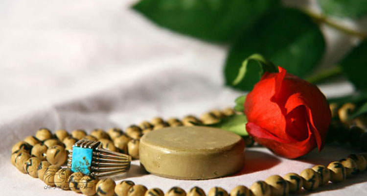 چرا نماز را باید با جزئیات بخوانیم؟