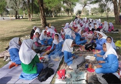 رتبه نخست خراسان رضوی در پوشش لازم التعلیم‌ها