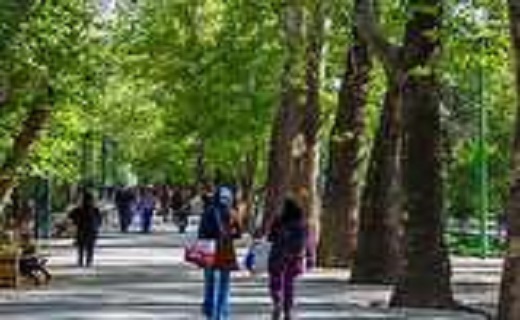 ۲ مانکن محجبه شده آمریکایی در تهران+جزئیات