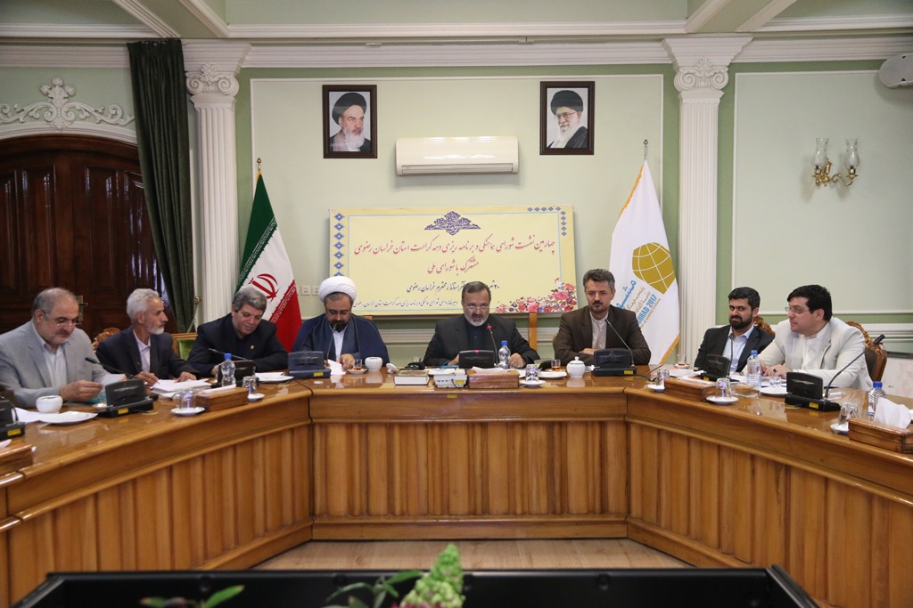استفاده از ظرفیت جشن&zwnj;های دهه کرامت برای تقویت تعاملات فرهنگی در حوزه بین الملل ضروری است.