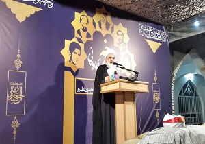 انقلاب اسلامی ایران الگوی ملل آزاده جهان است