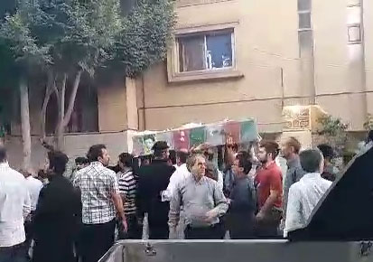 وداع باشکوه مردم اصفهان با پیکر پاک شهدای دفاع مقدس + فیلم