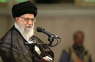 روشنگری رهبر انقلاب درباره دلیل مخالفت فرهنگ غرب با حجاب زنان +فیلم