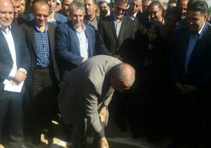 کلنگ زنی پلی‎کلینیک تخصصی تأمین اجتماعی بروجن