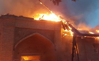 آتش سوزی در منزل مسکونی /اختلاف مرگبار بر سر پارکینگ/آخرین جزییات از آتش سوزی مسجد جامع ساری/طاعون نشخوارکنندگان در نزدیکی حیوانات اهلی خبر
