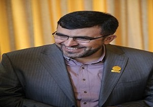نشان شهروندی قم به شهردار نبطیه لبنان اهدا شد